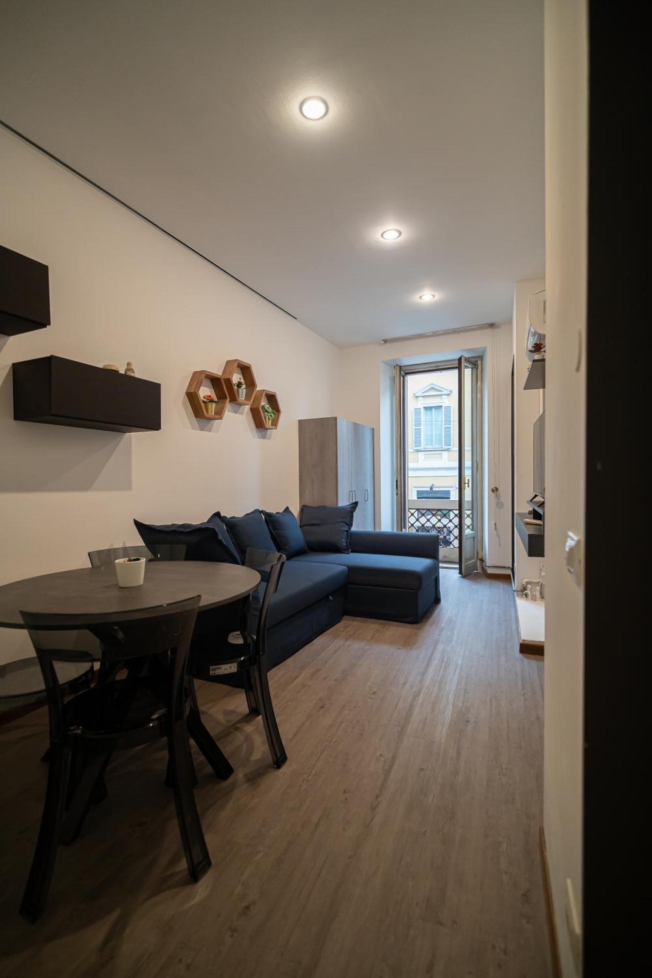 Corso Venezia View With Private Balcony - Corso Venezia Appartement